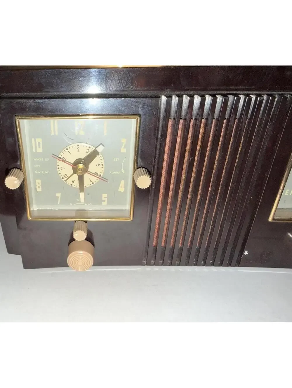 Vintage General Electric Dual Dial Clock Radio Powers On Untested